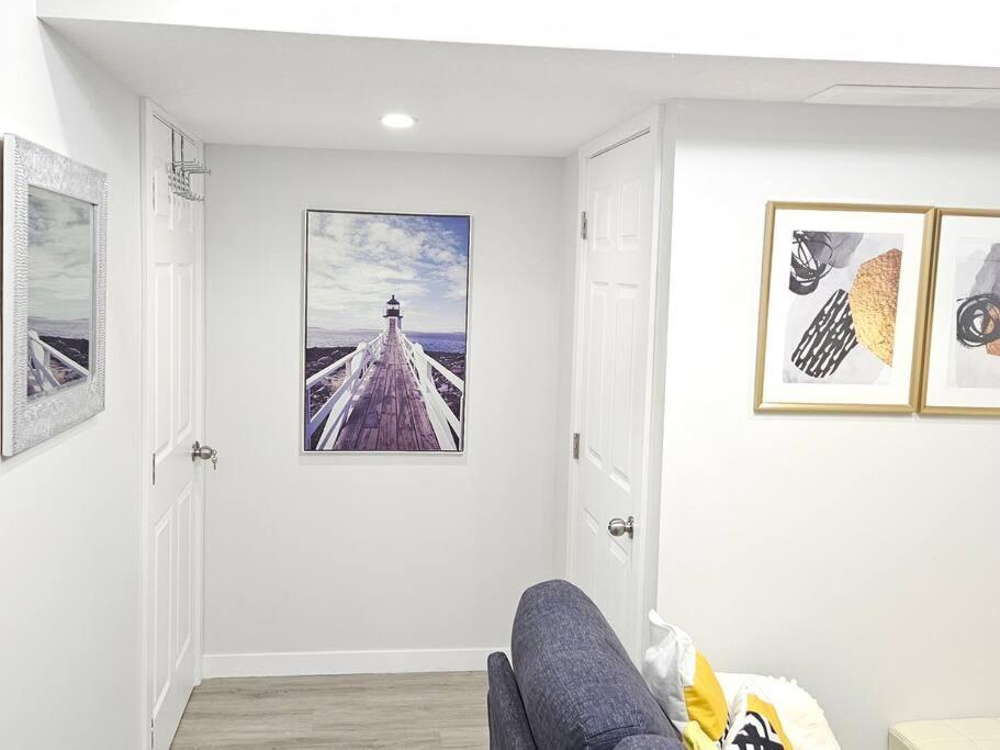 Cozy Suites In Calgary Area Balzac Экстерьер фото